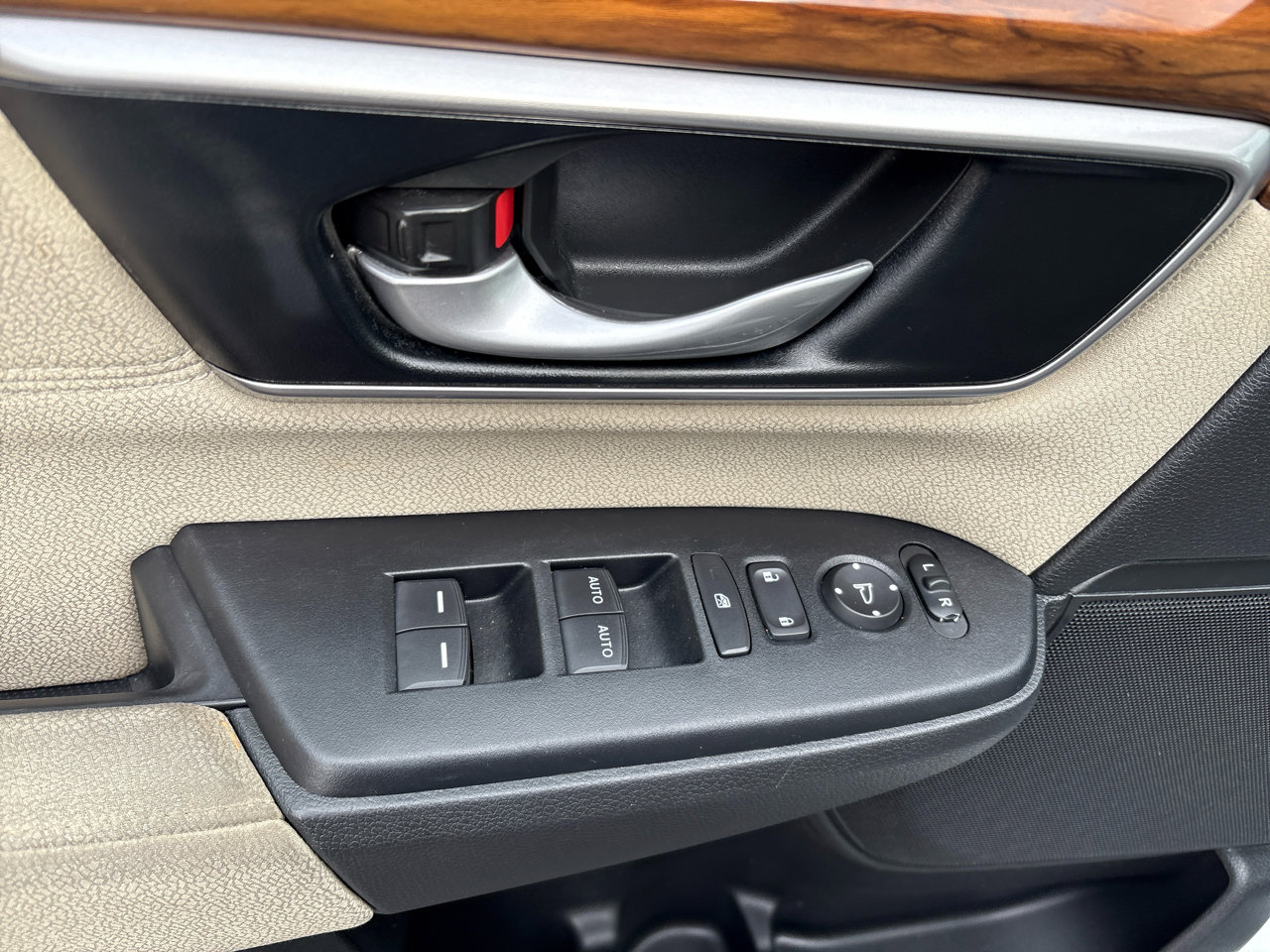 Used 2022 Honda CR-V EX image 14