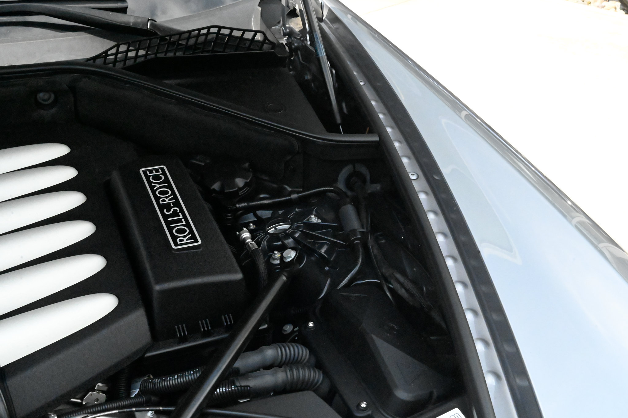 Used 2013 Rolls-Royce Ghost RWD image 44