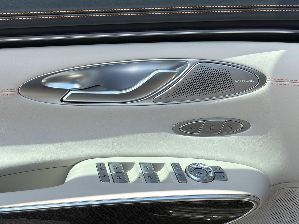 Certified 2026 Genesis GV70 3.5T Sport Prestige AWD/4WD image 17