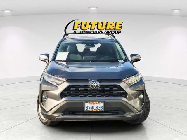 Used 2021 Toyota RAV4 XLE w/ Convenience Package AWD/4WD image 2