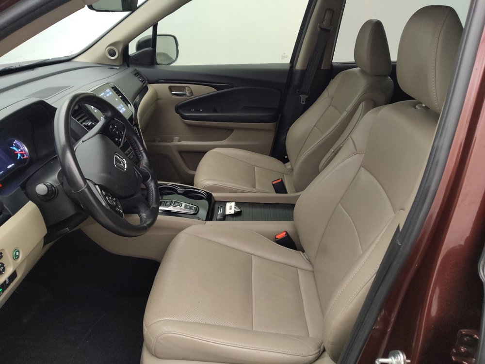 Used 2019 Honda Pilot Elite image 17