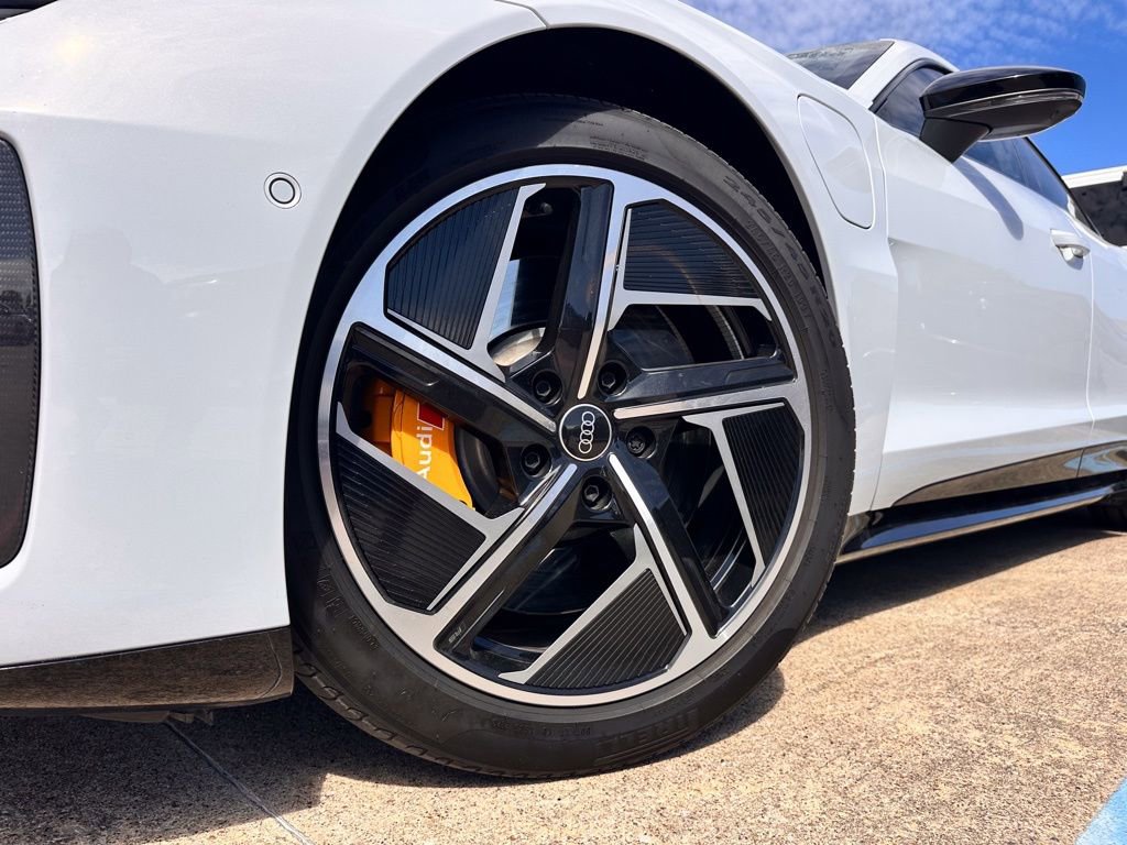 Used 2024 Audi RS e-tron GT w/ Carbon Performance Package image 8