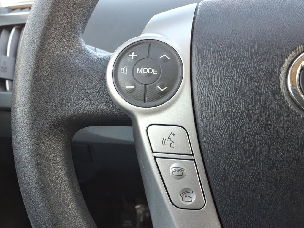 Used 2013 Toyota Prius Three w/ Solar Roof Pkg image 18