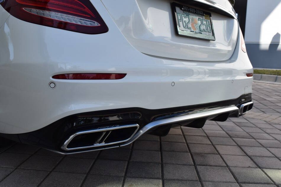 Used 2018 Mercedes-Benz E 63 AMG S image 23
