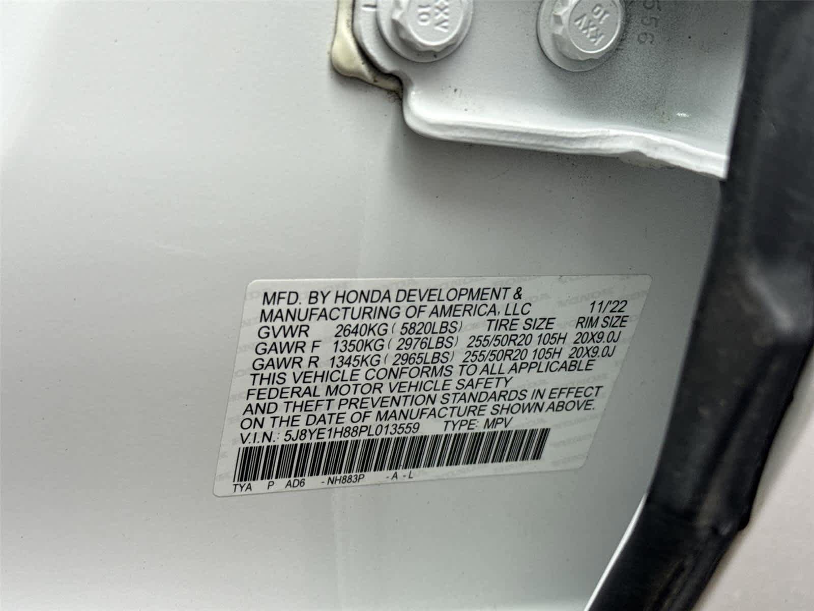 Certified 2023 Acura MDX SH-AWD w/ Advance Package image 32