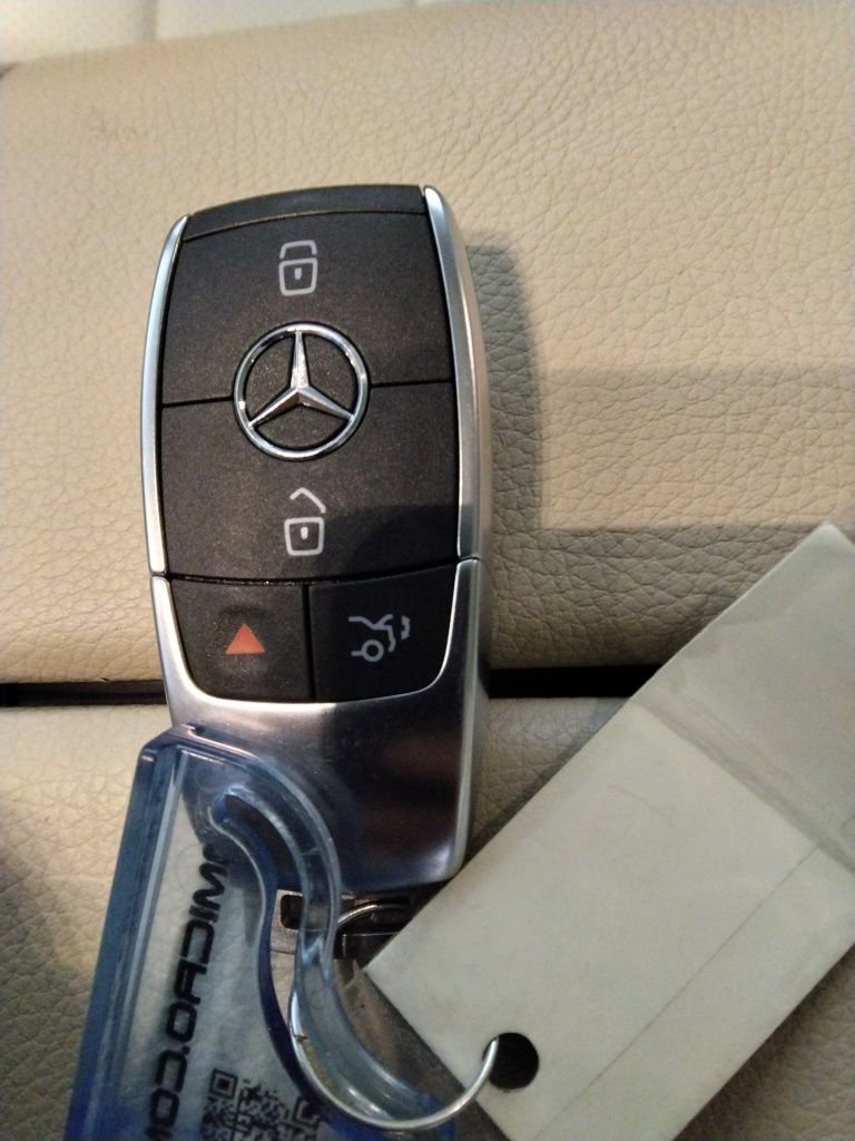 Used 2021 Mercedes-Benz GLE 350 4MATIC w/ Premium Package image 48