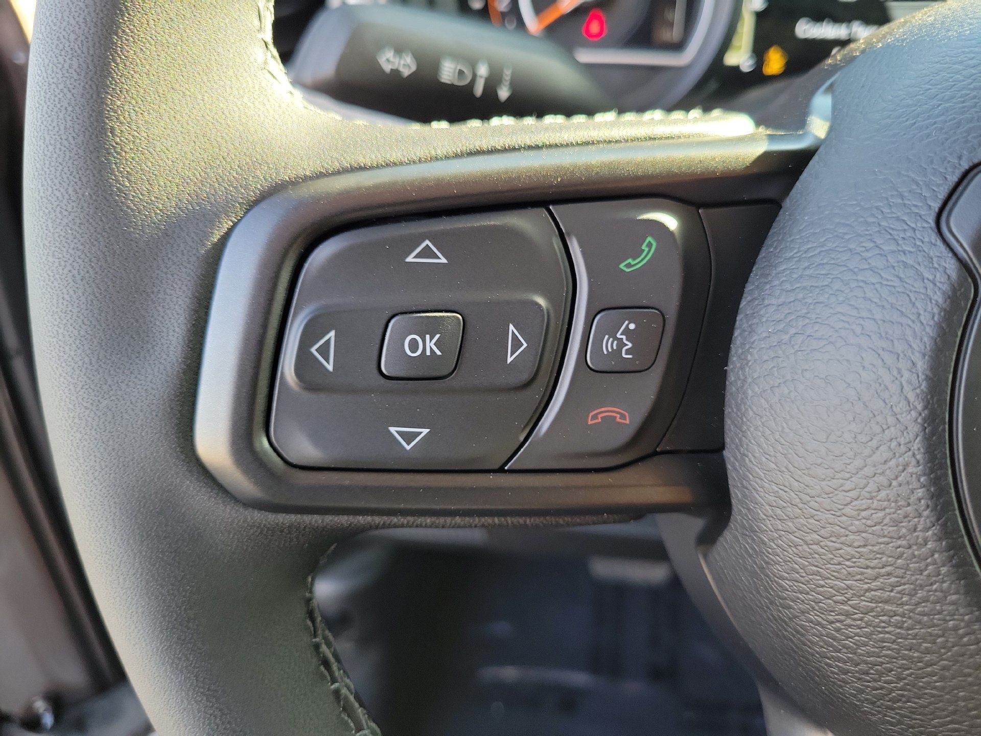 New 2026 Jeep Gladiator Sport AWD/4WD image 5