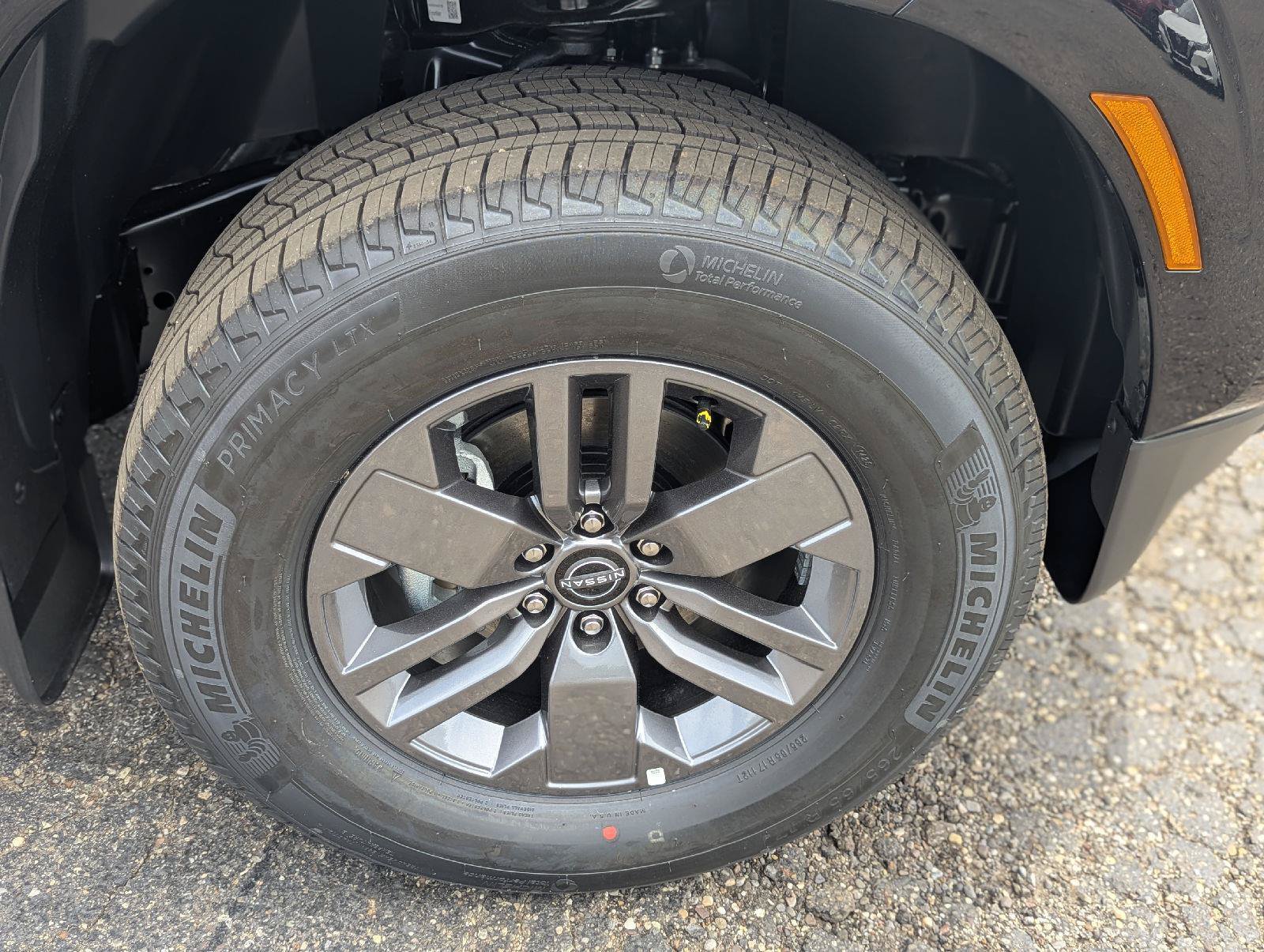New 2026 Nissan Frontier SV w/ Tow Package AWD/4WD image 34