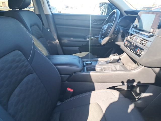 Certified 2024 Nissan Pathfinder S image 18