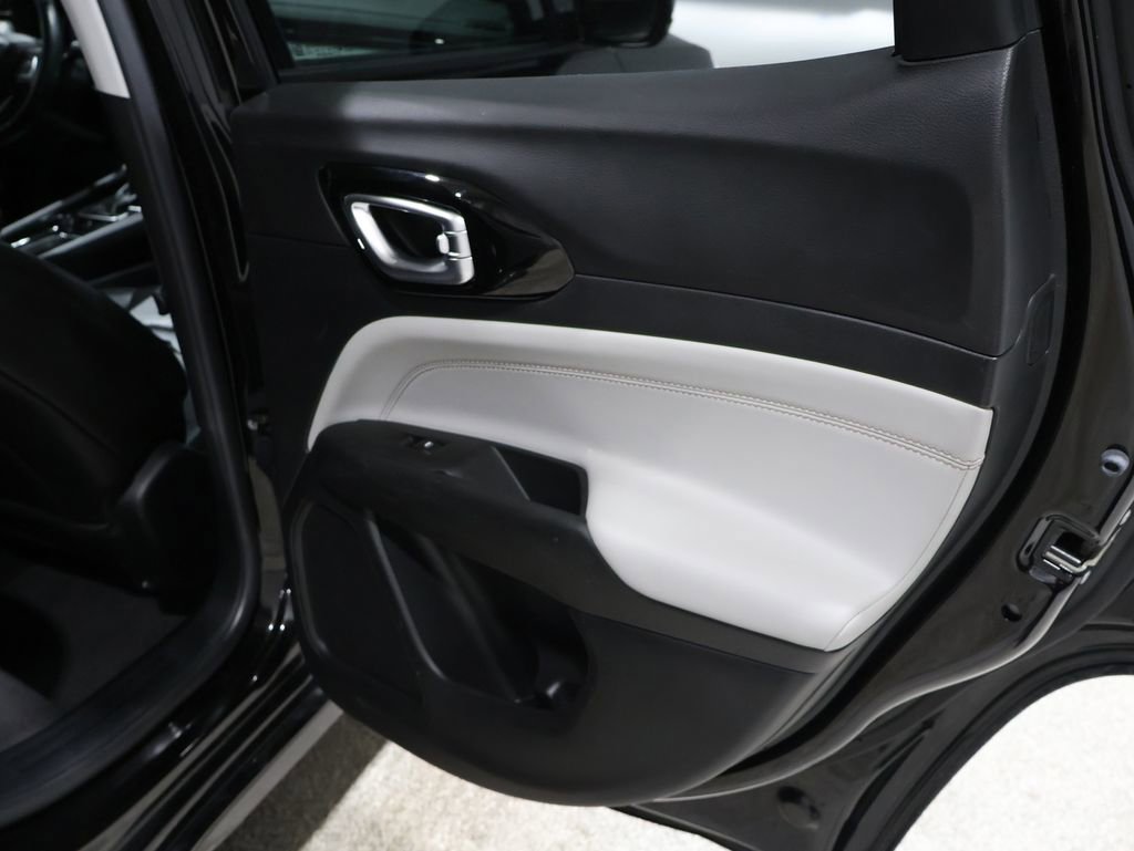 Certified 2022 Jeep Compass Limited w/ Elite Group image 24