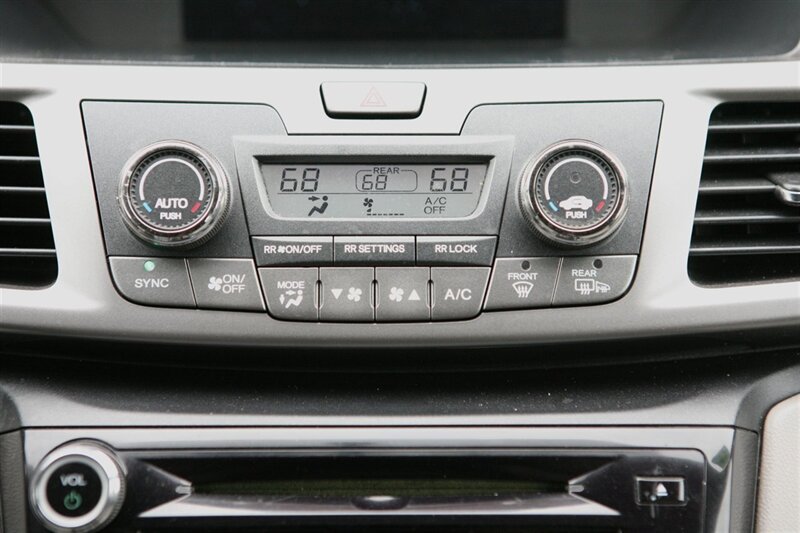 Used 2016 Honda Odyssey SE image 27