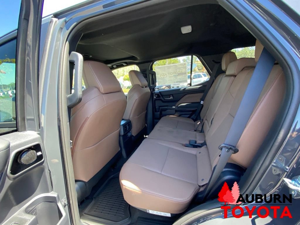 New 2026 Toyota 4Runner Limited AWD/4WD image 24