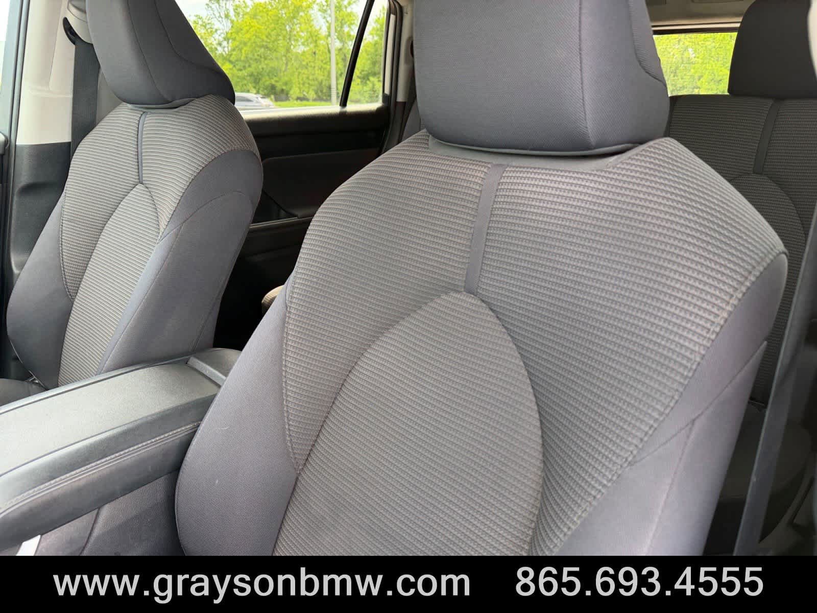 Used 2023 Toyota Highlander L FWD image 13
