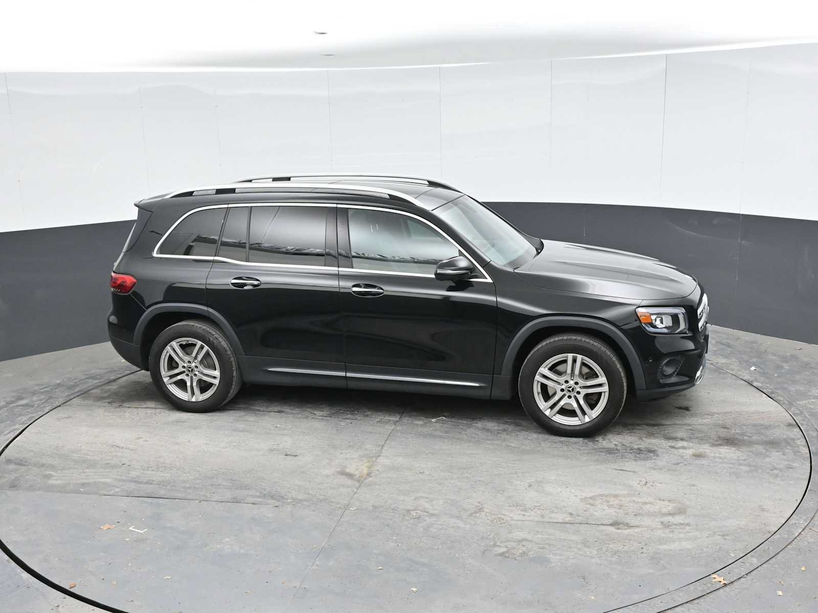 Used 2021 Mercedes-Benz GLB 250 4MATIC image 18