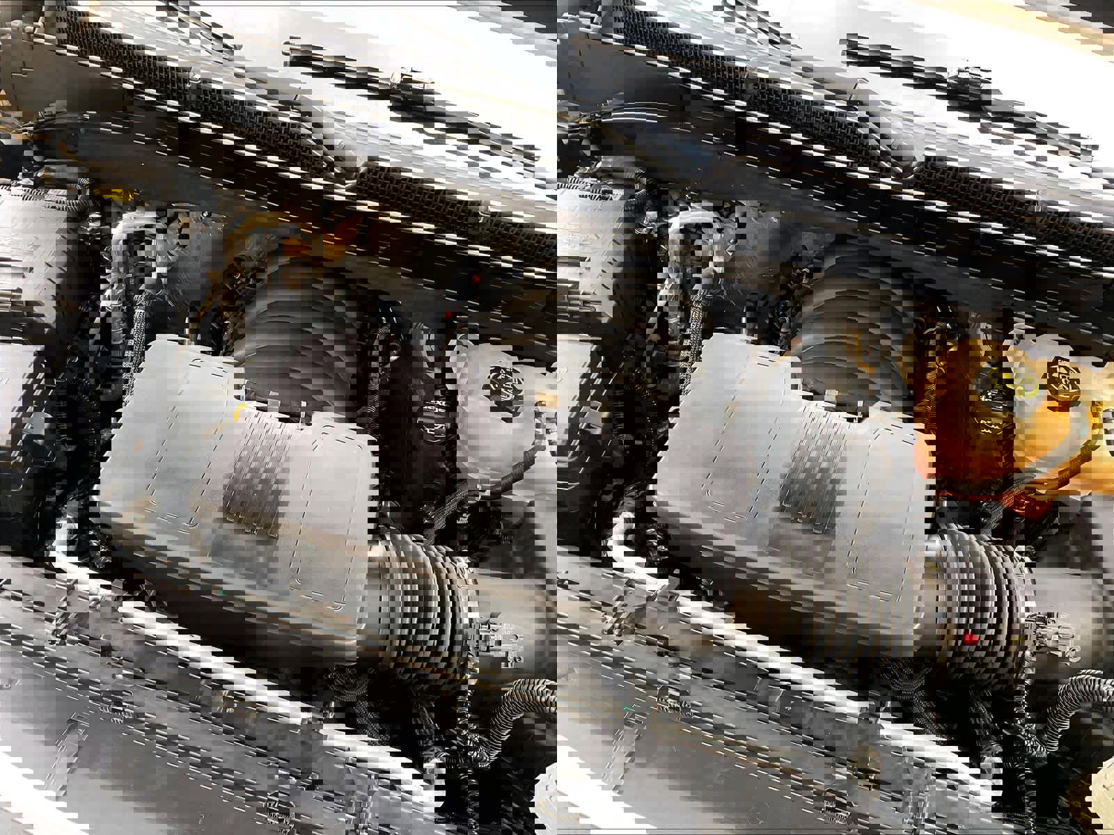 Used 2021 GMC Yukon SLT w/ SLT Premium Package image 36