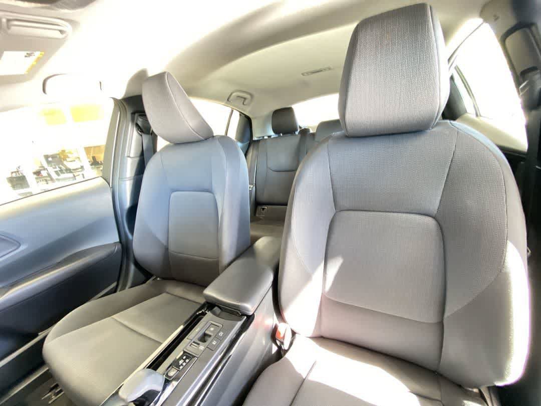Certified 2024 Toyota Prius LE AWD/4WD image 13