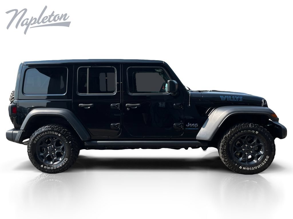 Used 2023 Jeep Wrangler Unlimited w/ Sun & Screen Package AWD/4WD image 7