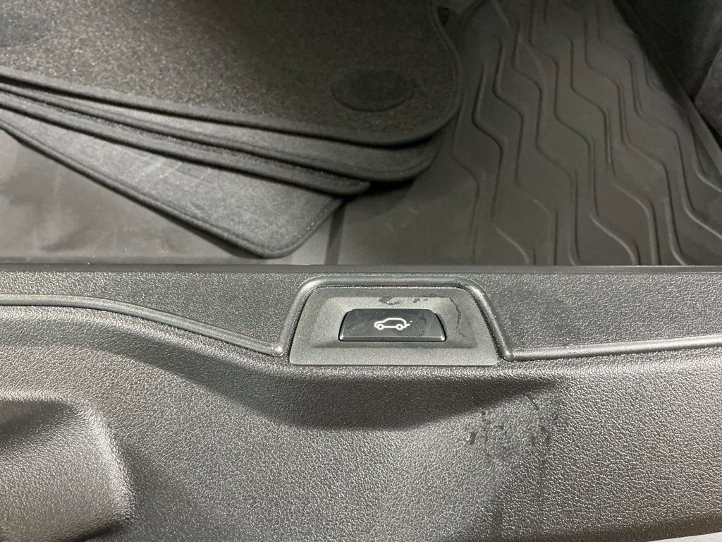 Certified 2026 BMW X5 sDrive40i w/ M Sport Package RWD image 31