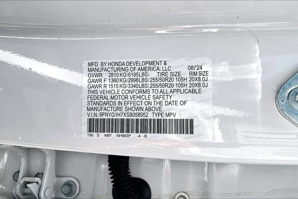 Certified 2025 Honda Pilot Touring image 16