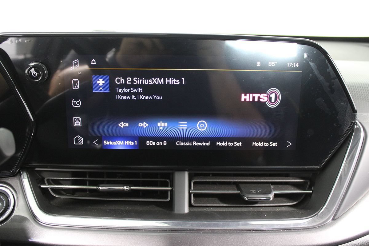 Used 2026 Chevrolet Trax ACTIV FWD image 22