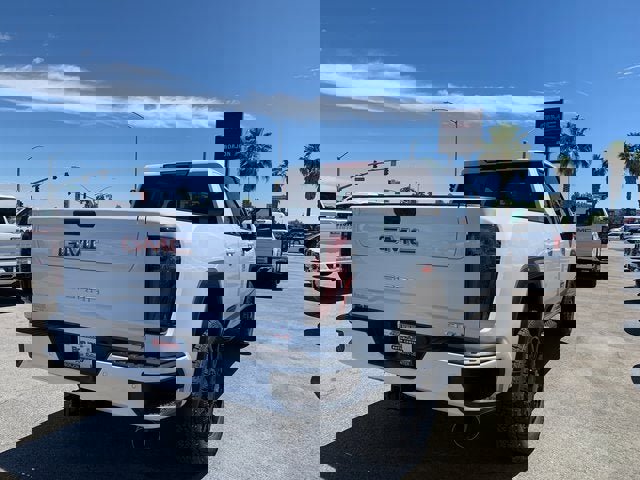 New 2025 GMC Sierra 2500 AT4 w/ AT4 Preferred Package image 6