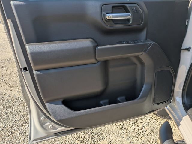 New 2026 Chevrolet Silverado 1500 Custom w/ Turbomax Blackout Package image 8