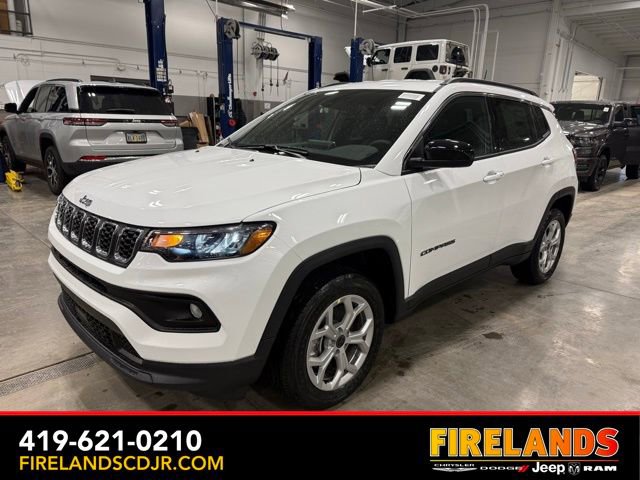 New 2026 Jeep Compass Latitude image 5