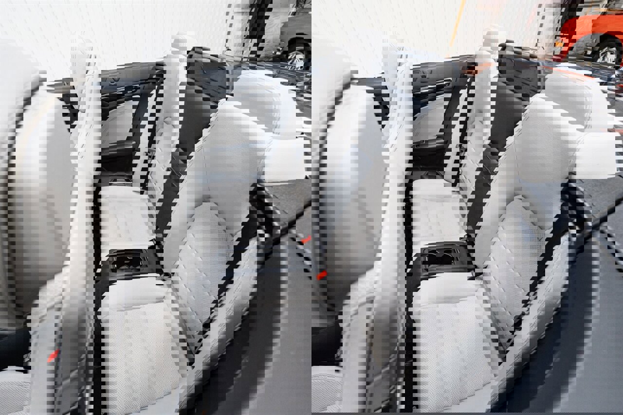 Used 2016 Mercedes-Benz E 400 Cabriolet image 19