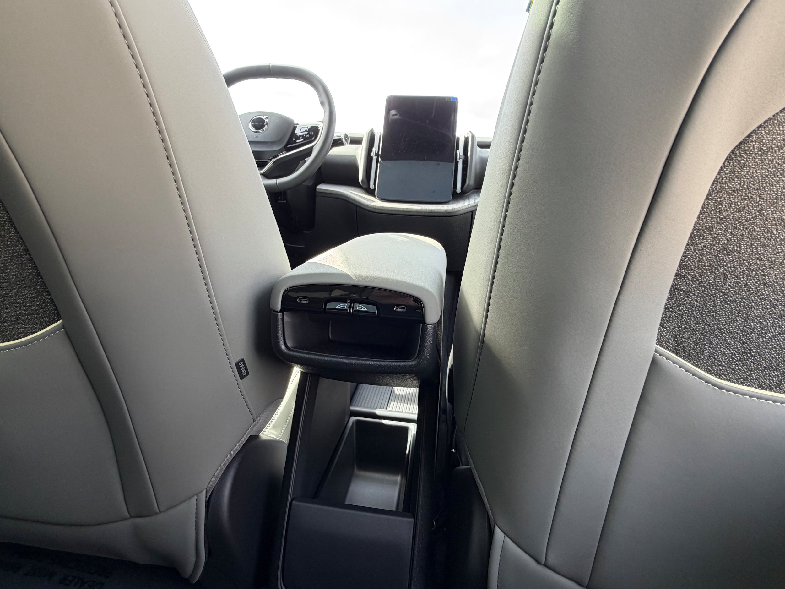 New 2026 Volvo EX30 Plus w/ Protection Package Premier AWD/4WD image 11