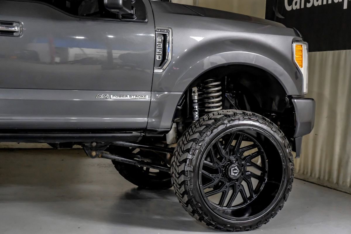 Used 2019 Ford F350 Lariat w/ Lariat Ultimate Package AWD/4WD image 6