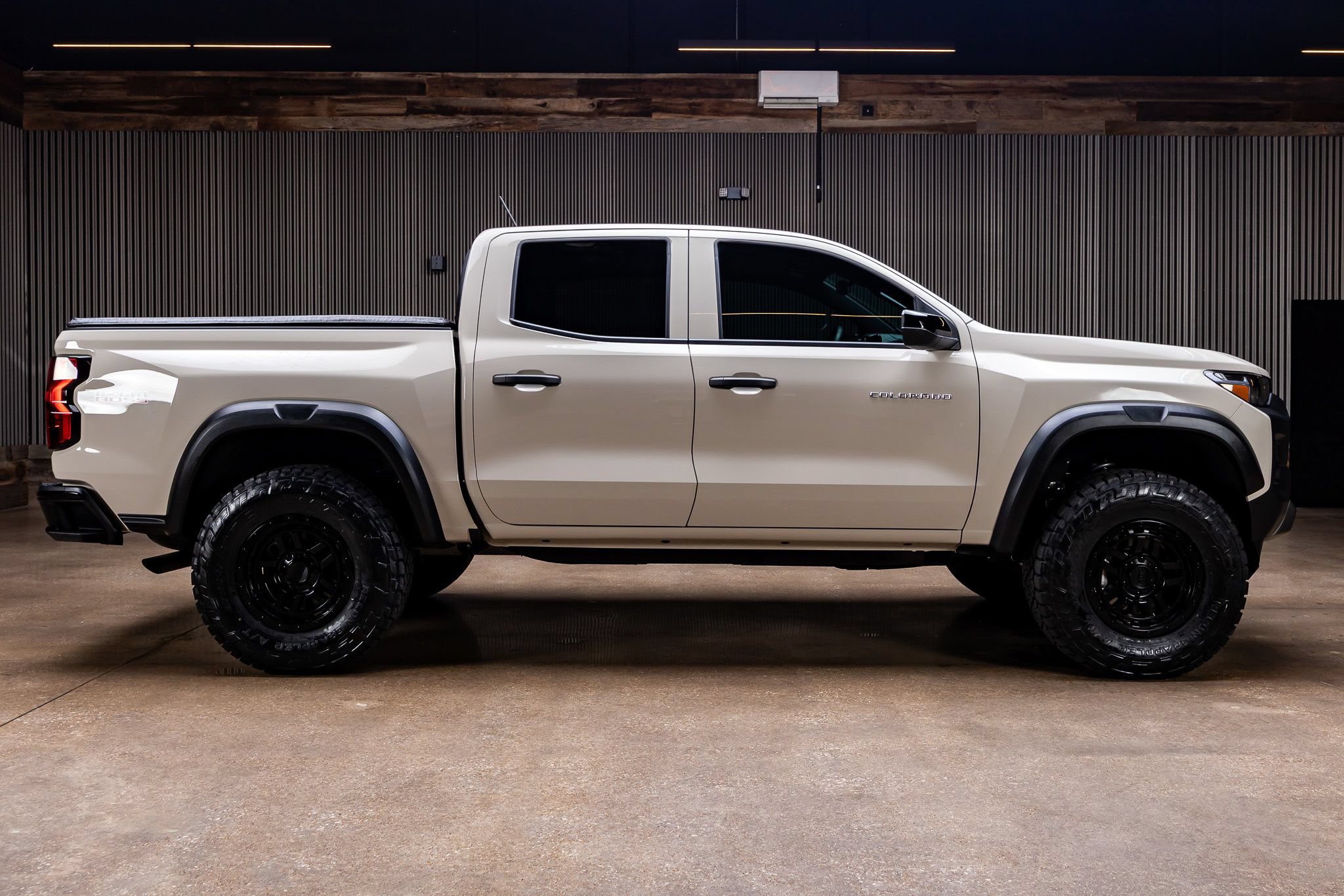 Used 2026 Chevrolet Colorado Trail Boss AWD/4WD image 11