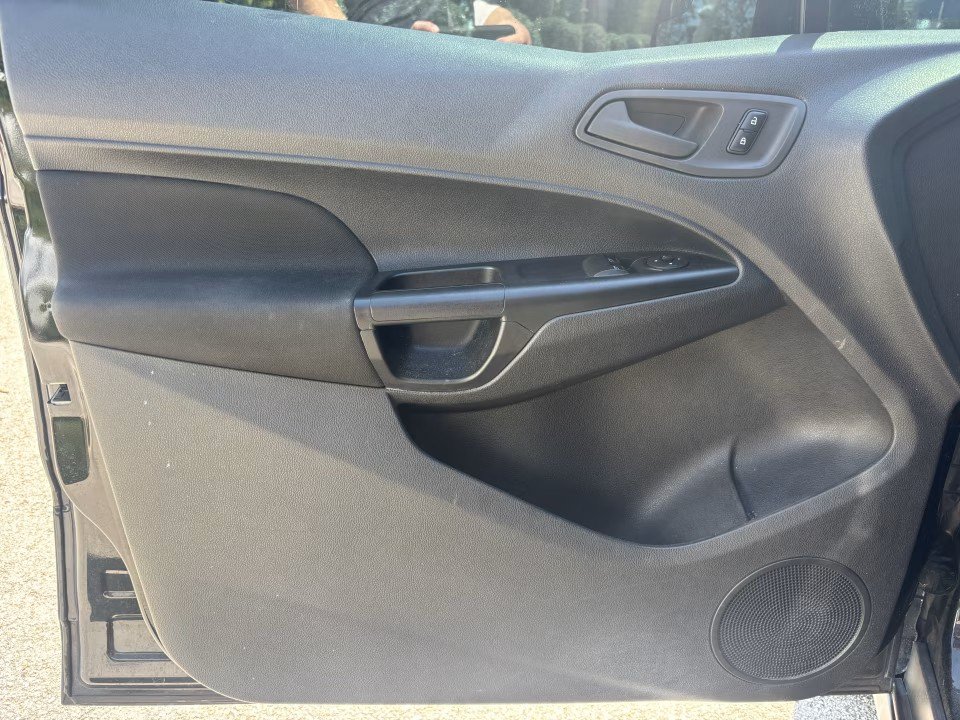 Used 2018 Ford Transit Connect XL FWD image 23