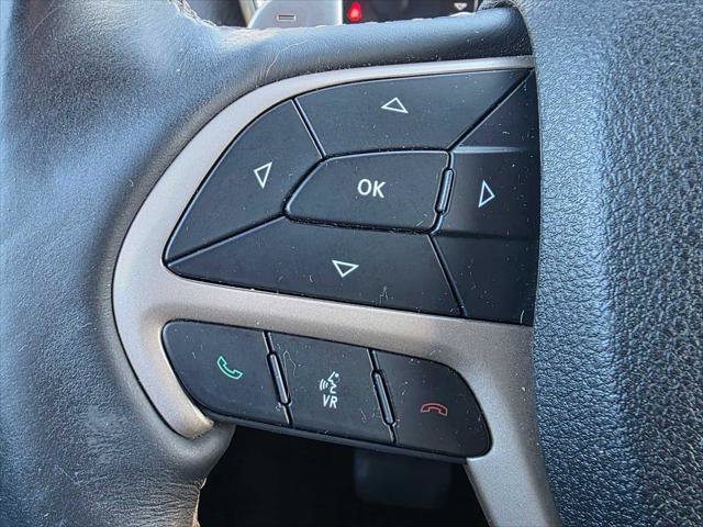 Used 2017 Jeep Grand Cherokee Limited AWD/4WD image 28