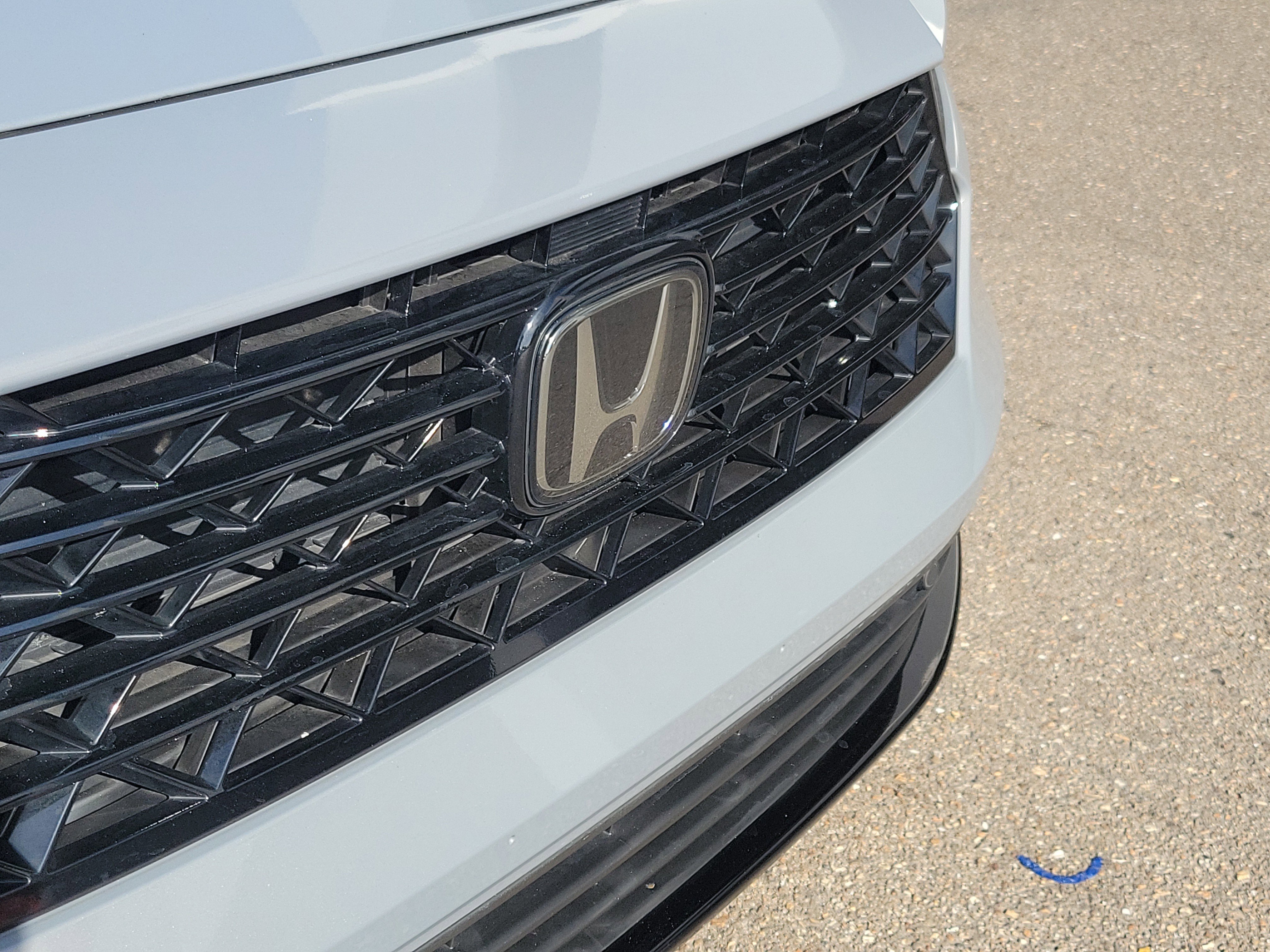 Used 2023 Honda Accord Touring image 7