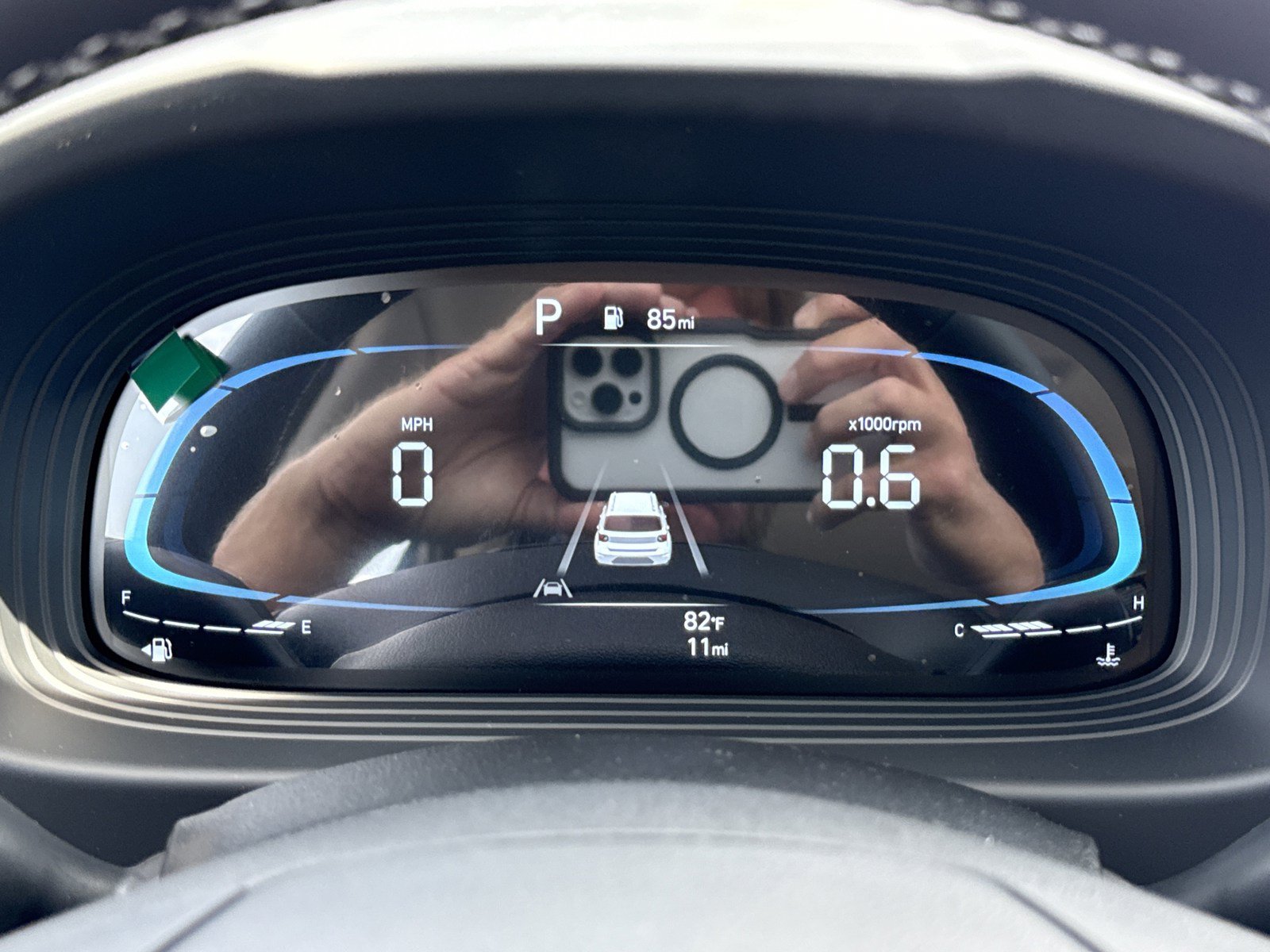 New 2026 Hyundai Venue SEL FWD image 19