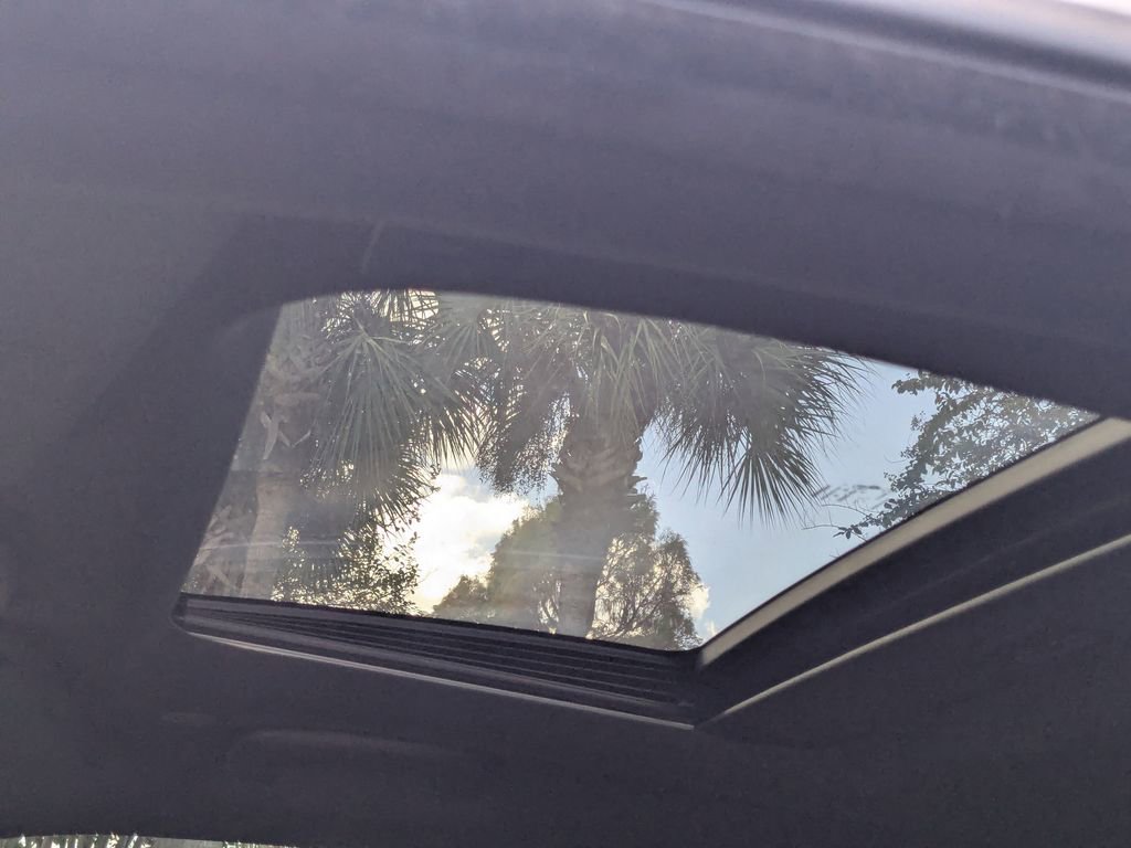 Used 2019 Dodge Charger Scat Pack w/ Dynamics Package image 7