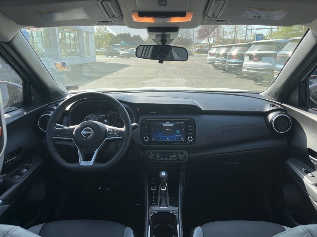 Used 2023 Nissan Kicks SR w/ SR Premium Package image 38