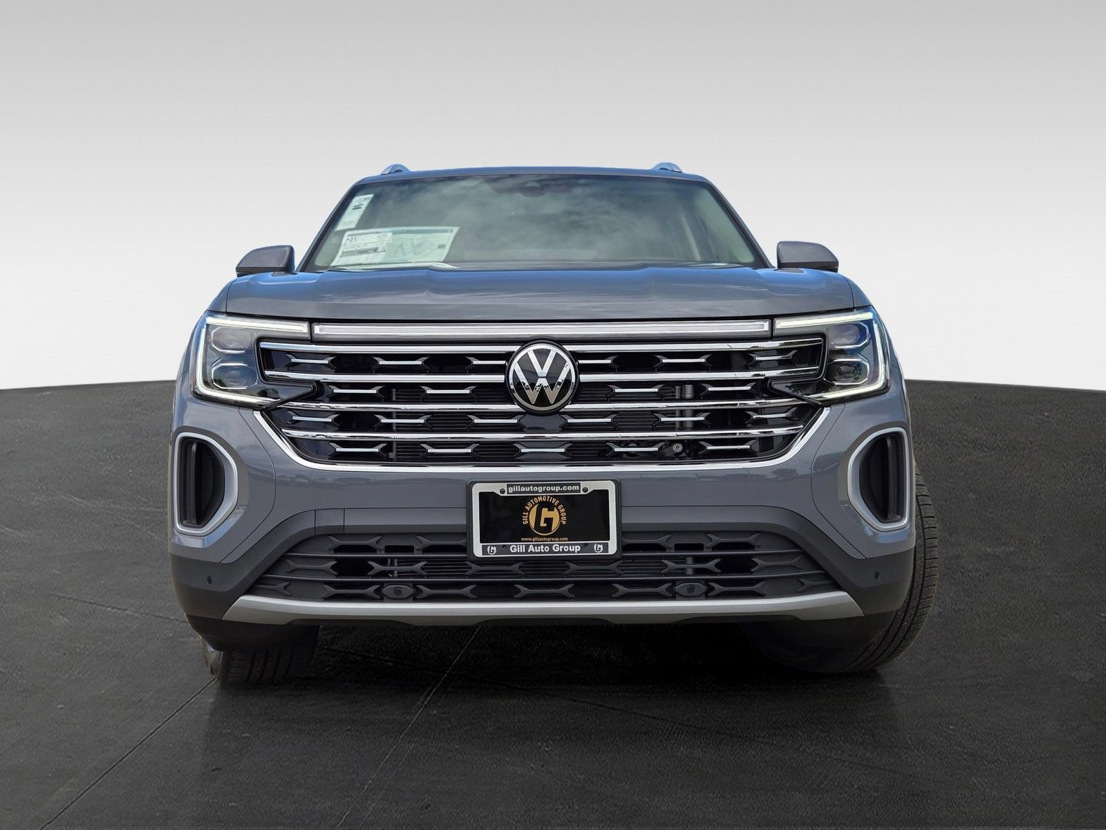 New 2026 Volkswagen Atlas SEL AWD/4WD image 2