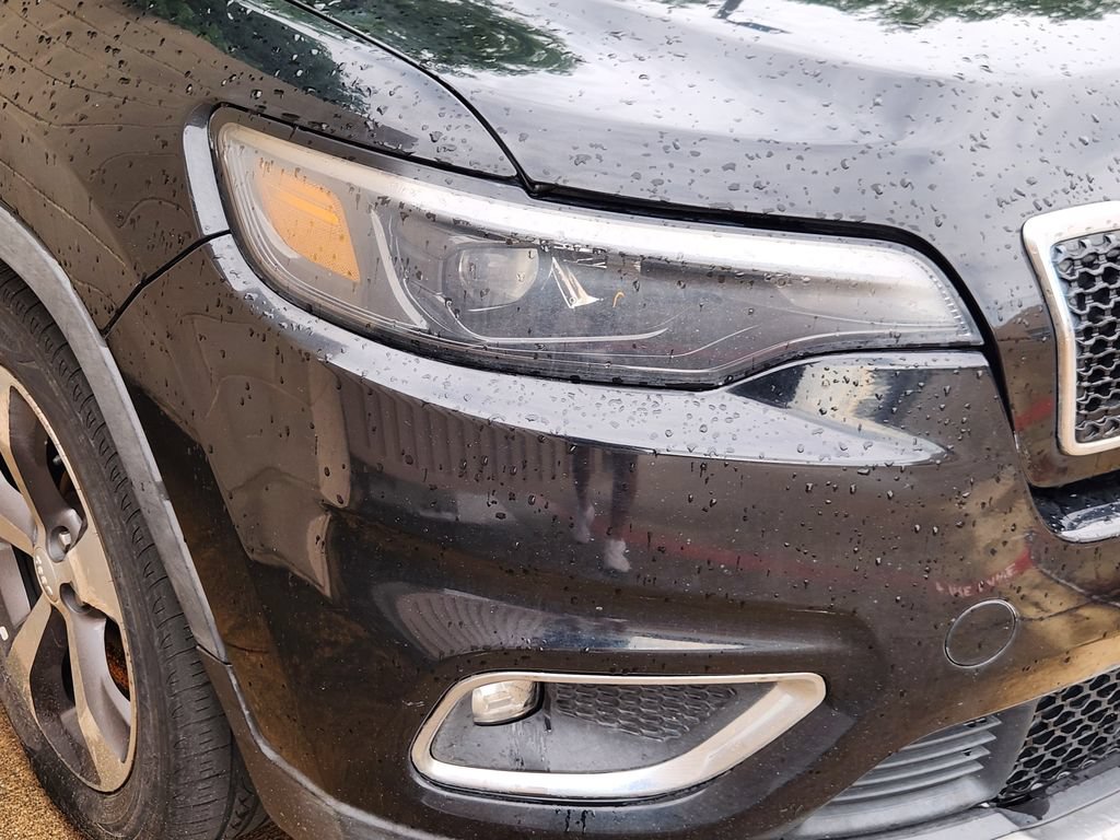 Used 2019 Jeep Cherokee Limited FWD image 8