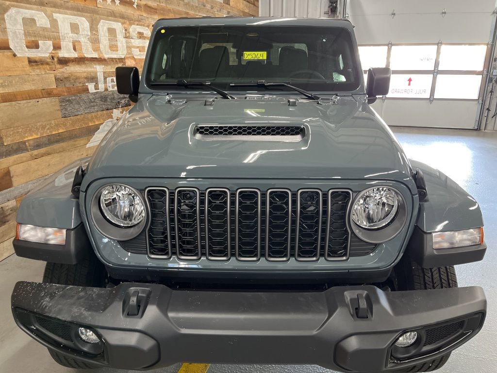 New 2026 Jeep Gladiator Sport AWD/4WD image 8