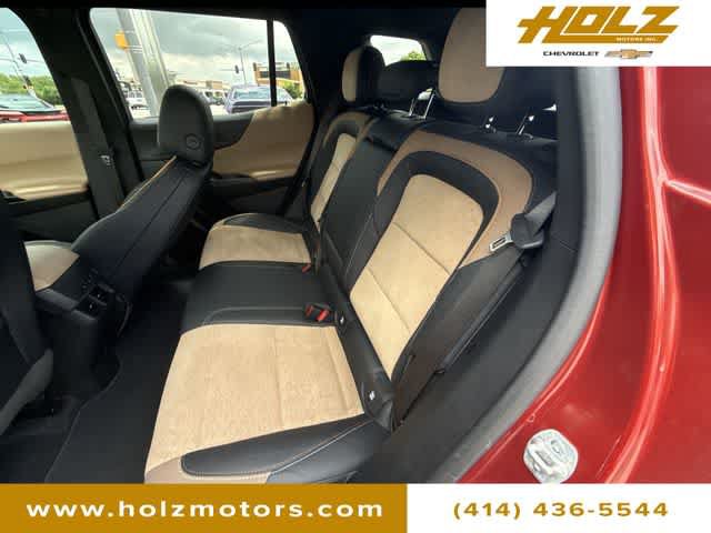 Certified 2025 Chevrolet Equinox ACTIV w/ Convenience Package III AWD/4WD image 23