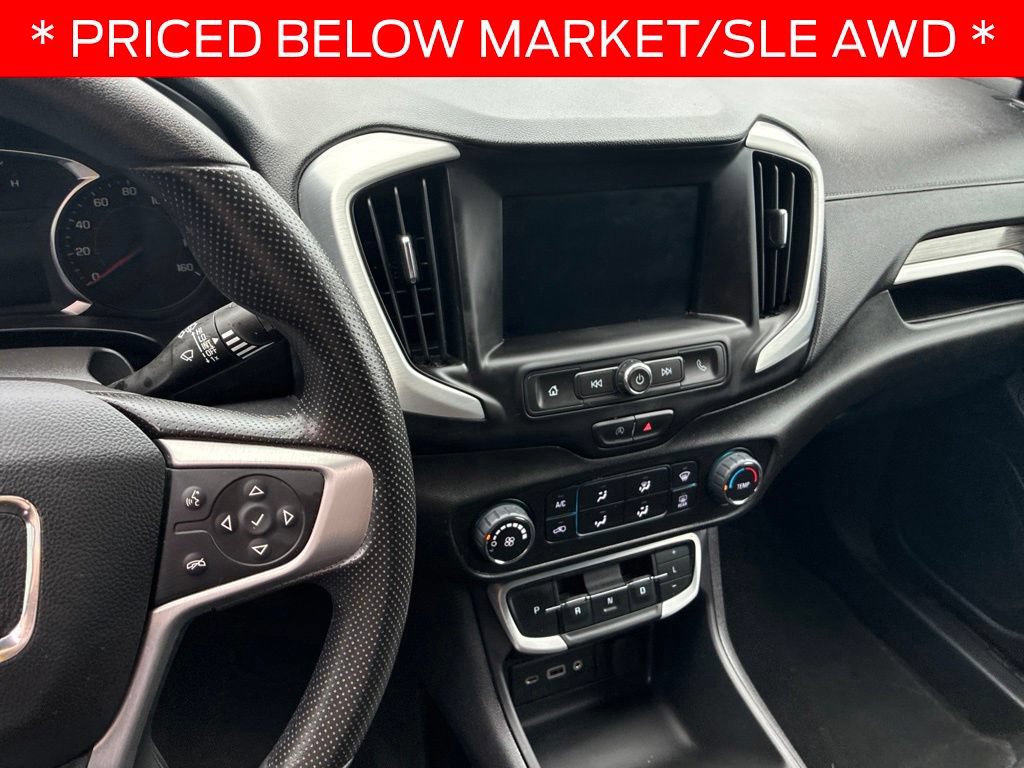 Used 2024 GMC Terrain SLE AWD/4WD image 10