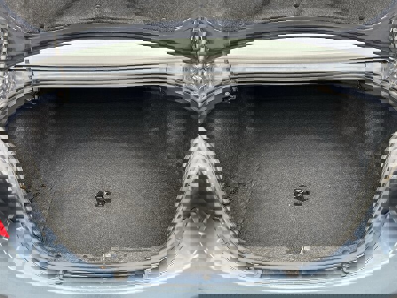 Used 2000 Dodge Intrepid image 33