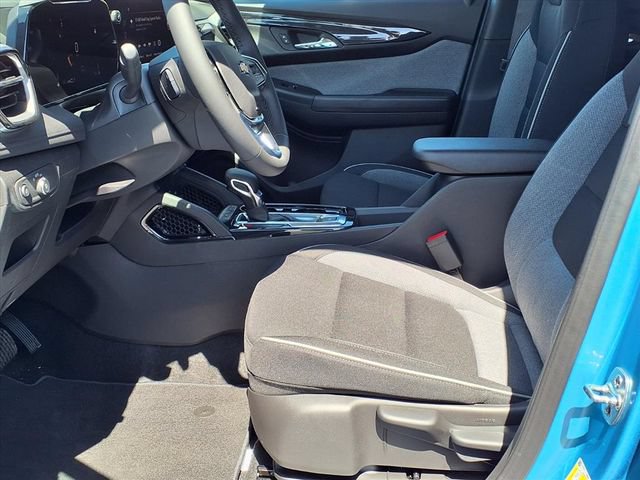 New 2026 Chevrolet TrailBlazer LT w/ LT Cold Weather Package AWD/4WD image 13
