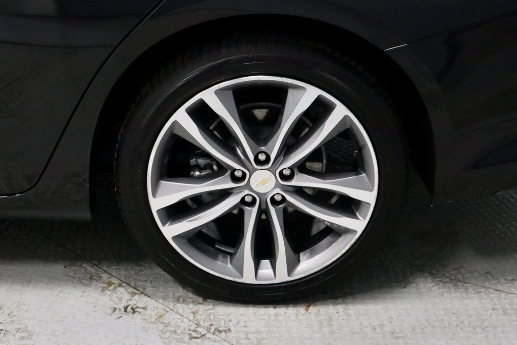 Used 2024 Chevrolet Malibu LT image 18