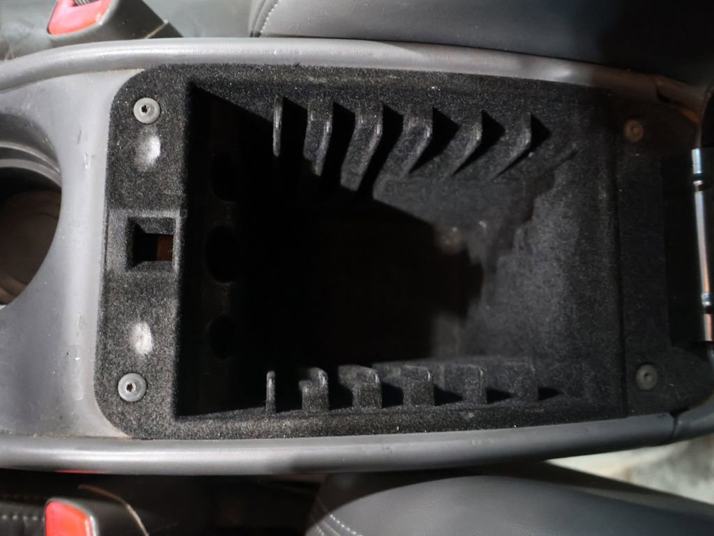 Used 2003 Pontiac Bonneville SE w/ Leather Appointment Package image 27