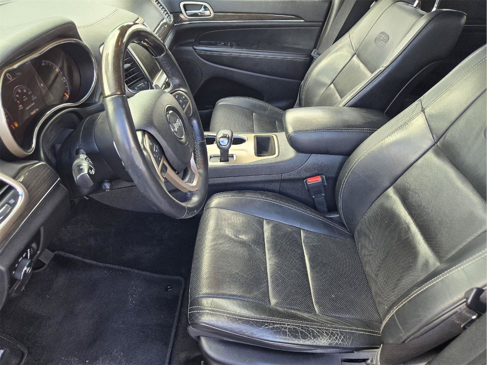 Used 2014 Jeep Grand Cherokee Overland w/ Trailer Tow Group IV RWD image 12