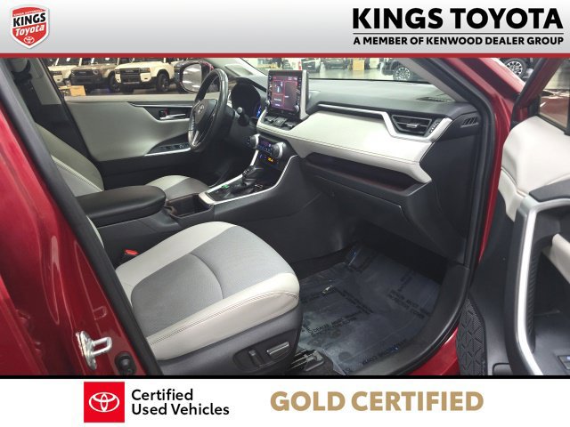 Certified 2022 Toyota RAV4 Limited AWD/4WD image 6