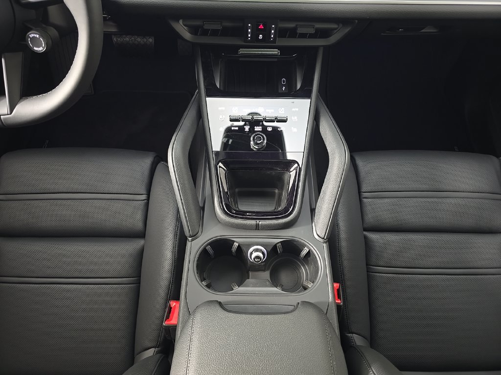 New 2026 Porsche Cayenne AWD/4WD image 22