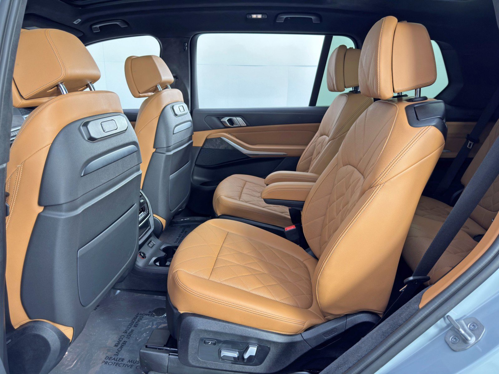 Used 2023 BMW X7 xDrive40i w/ M Sport Package image 49